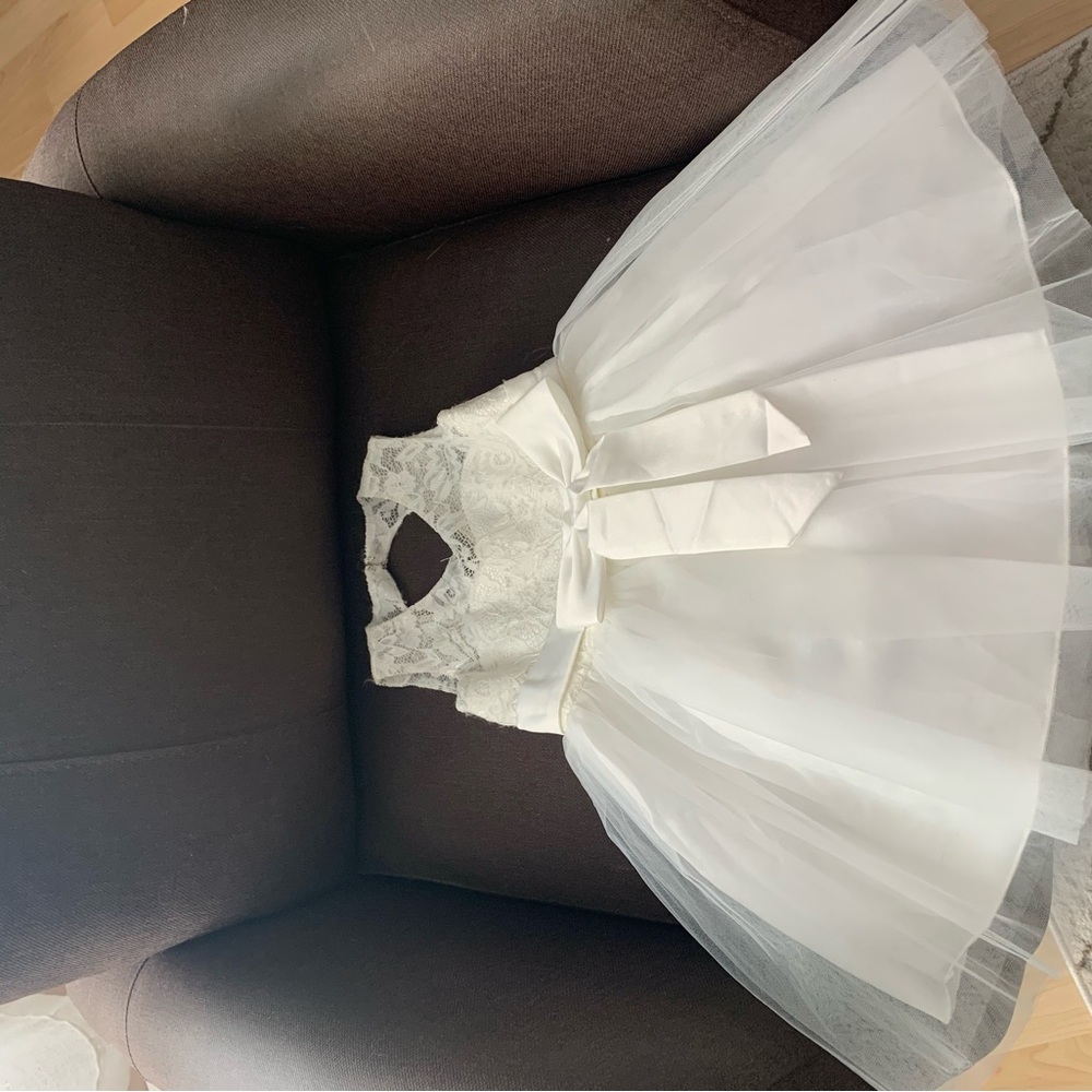 Elegant White Lace Dress with Bow